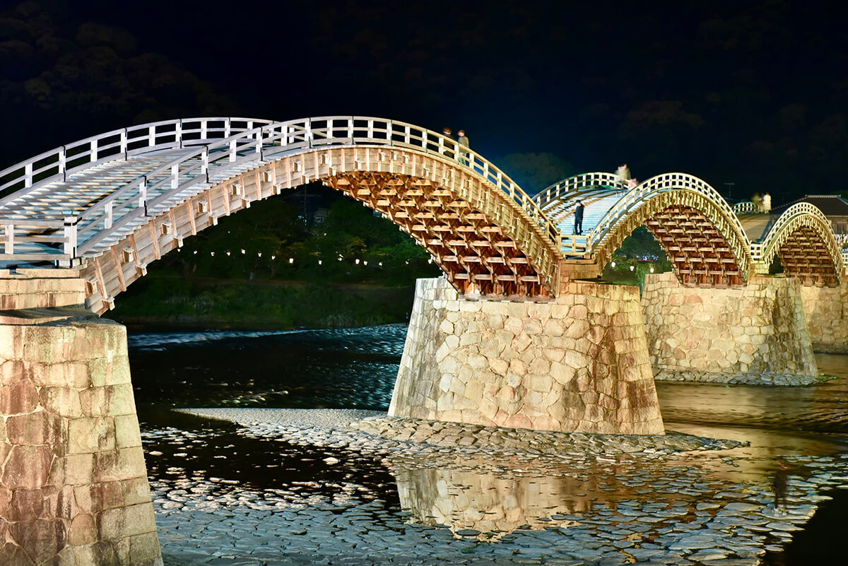 錦帯橋のライトアップ